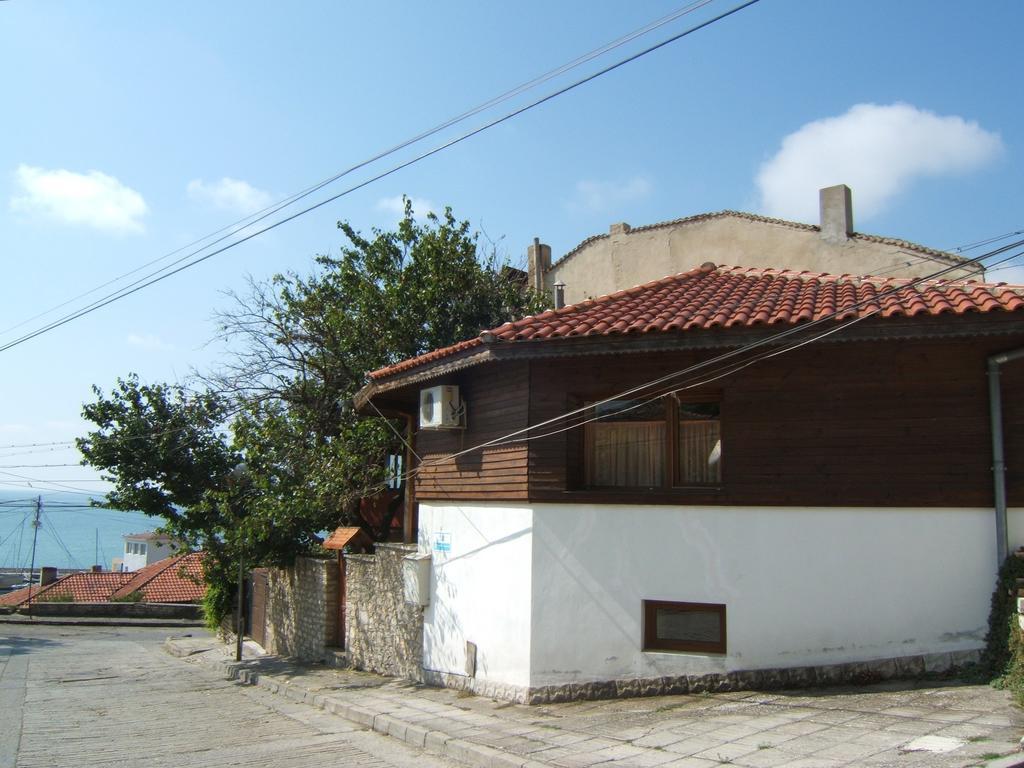 בלצ'יק Regina'S Guesthouse מראה חיצוני תמונה