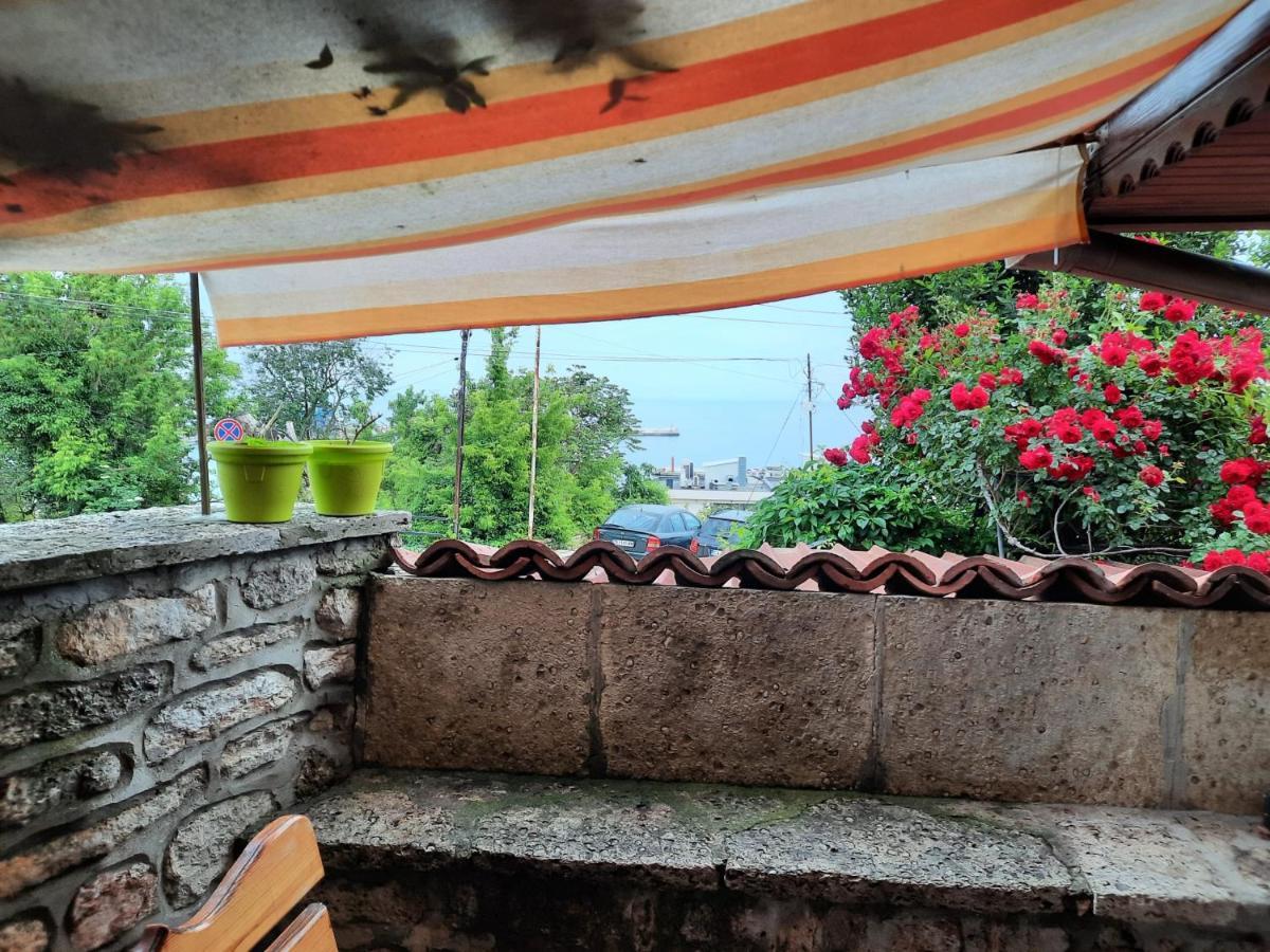 בלצ'יק Regina'S Guesthouse מראה חיצוני תמונה